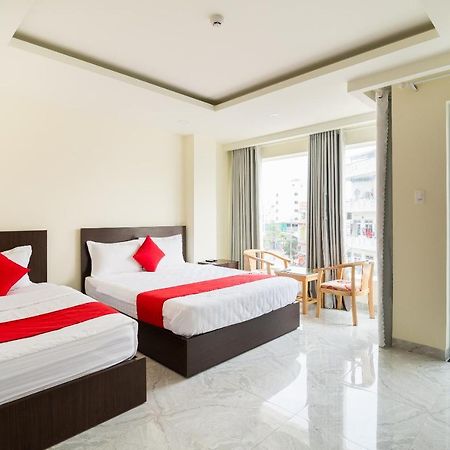 Oyo 176 374 Hotel Nha Trang Exterior photo