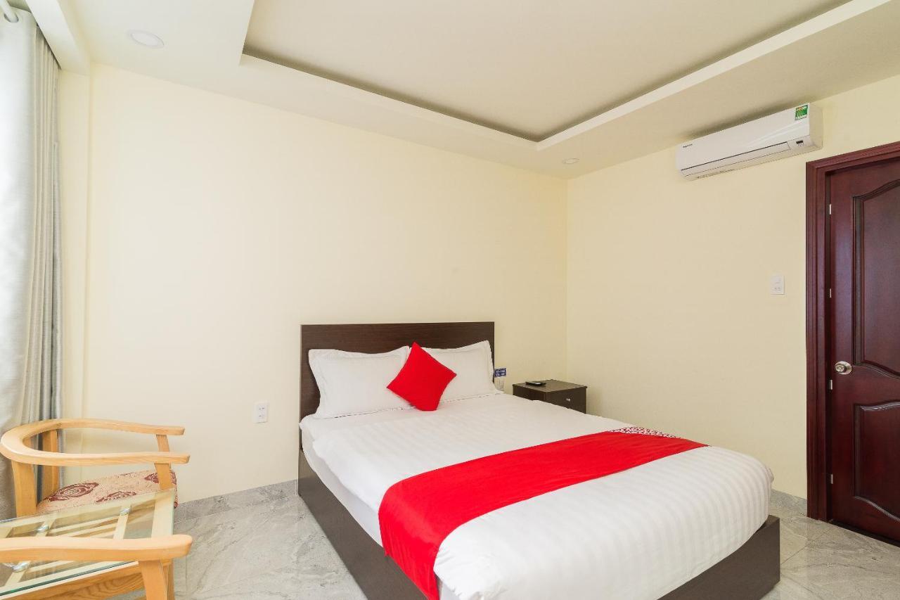 Oyo 176 374 Hotel Nha Trang Exterior photo